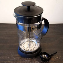 Load image into Gallery viewer, Mr Coffee Cafe Oasis 1.1 Quart Glass Body Coffee Press