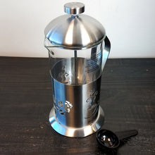 Load image into Gallery viewer, Mr Coffee Gourmet Brew 32 oz Coffee Press with Scoop in Silver